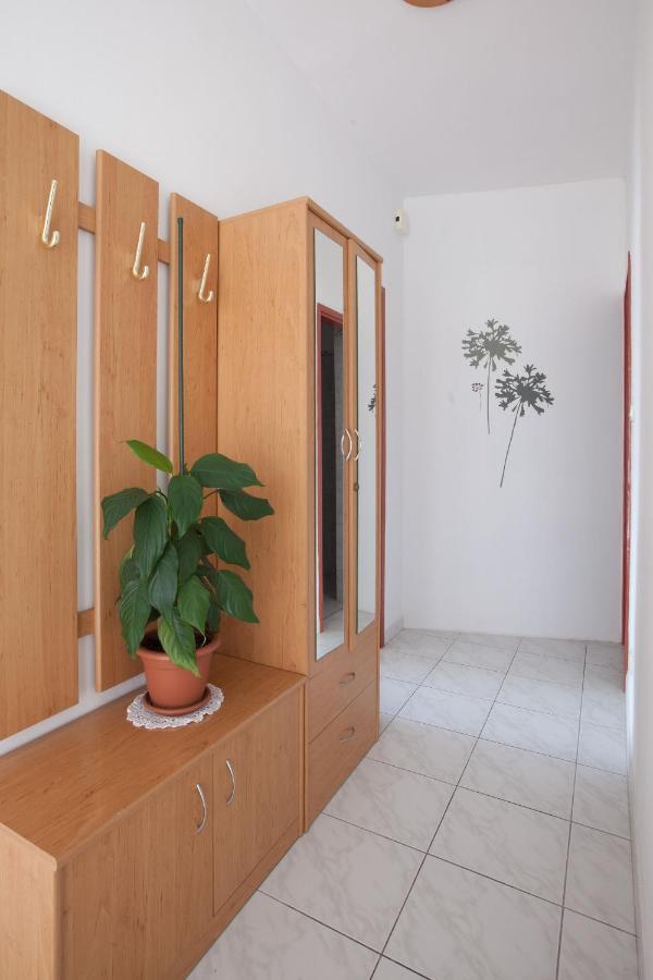 Apartments Dragan Baska Voda Ngoại thất bức ảnh